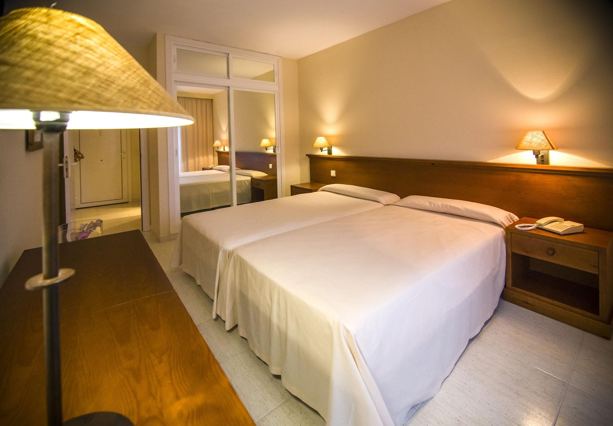 Aparthotel Las Dunas Chiclana de la Frontera Eksteriør bilde