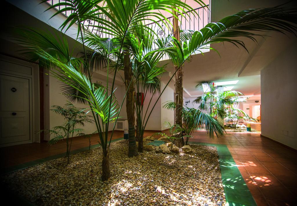 Aparthotel Las Dunas Chiclana de la Frontera Eksteriør bilde