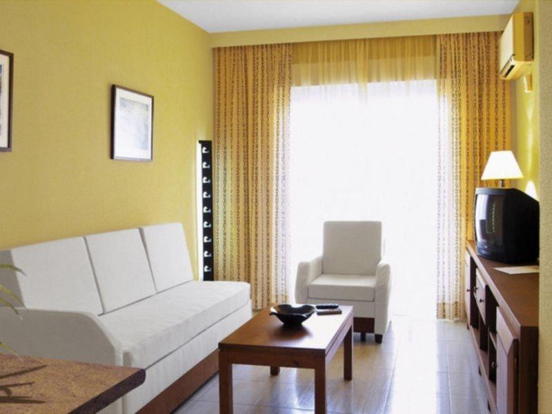 Aparthotel Las Dunas Chiclana de la Frontera Eksteriør bilde